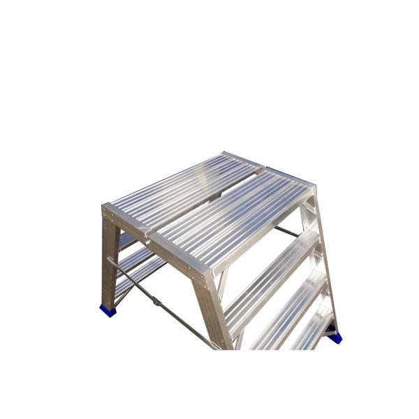 Taburete de aluminio con doble subida, plataforma y peldaño ancho. 4 peld.